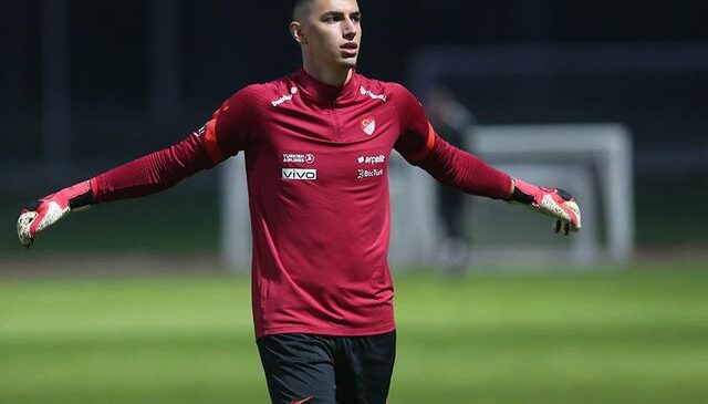 Ele veren paylaşım! İşte Berke Özer’in yeni sevgilisi