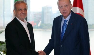 Erdoğan ile Pezeşkiyan arasında telefon görüşmesi