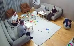 Eşini odadan çıkardıktan 10 saniye sonra havaya uçtu