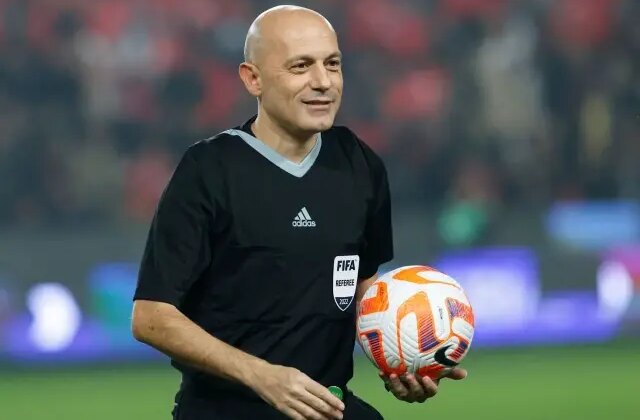 Eski hakem Cüneyt Çakır, Dubai’de mahsur kaldı