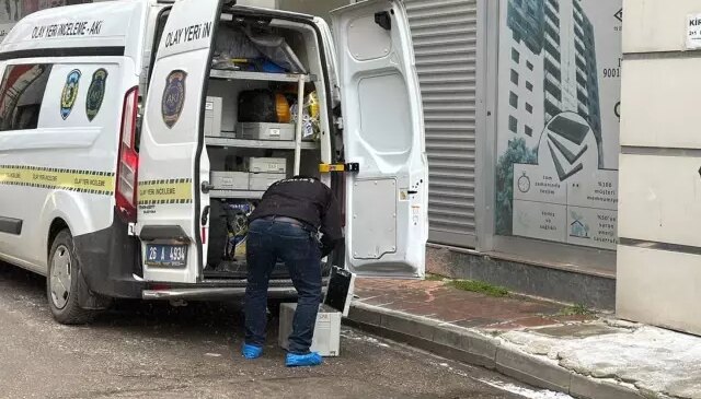 Eskişehir’de korkunç olay: Pencereden atlayan adam eşini boğarak öldürmüş