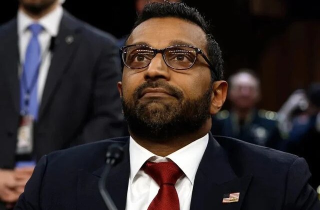 FBI direktörünün e-posta adresi hacklendi