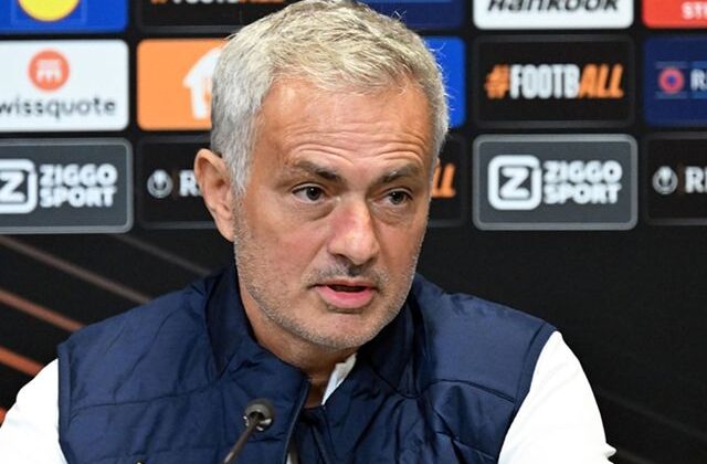 Fenerbahçe’den kovulan Mourinho yeni takımında inanılmaz işler yapıyor