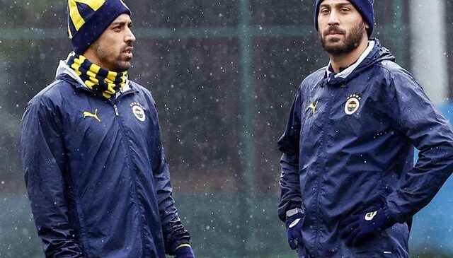 Fenerbahçe İrfan Can Kahveci ile yollarını ayırıyor