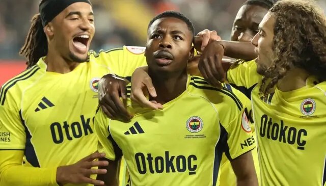 Fenerbahçe kupada 4 golle çeyrek finale yükseldi