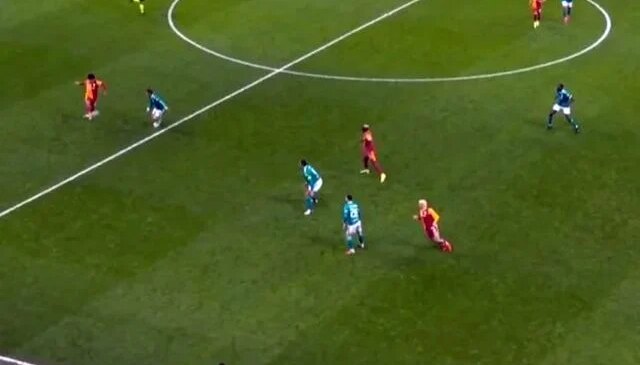 Galatasaray’ın golü sayılmadı! Karara tepki yağıyor