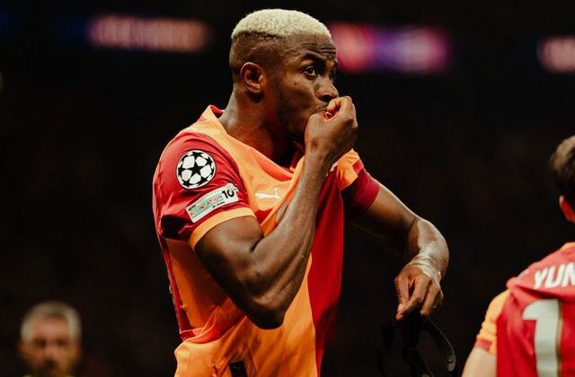 Galatasaray taraftarından Victor Osimhen’e özel koreografi
