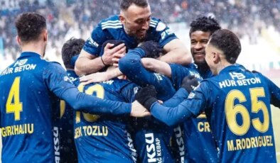 Geleni geçeni eziyorlar! Bu takım adım adım değil koşarak Süper Lig’e geliyor