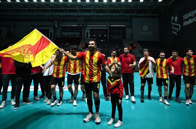 Göztepe Erkek Hentbol Takımı, Süper Lig’e yükseldi