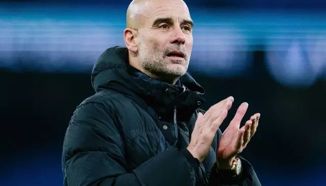 Guardiola, iftar molasını yuhalayan İngiliz taraftarlara hadlerini bildirdi