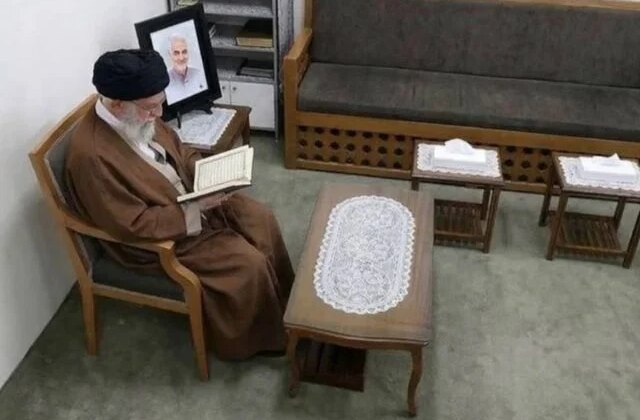 Günler sonra ortaya çıktı: İşte Ali Hamaney’in öldürülmeden birkaç dakika önceki görüntüsü