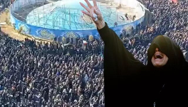 Hamaney’in ölümü sonrası Tahran’da mahşeri kalabalık! Binlerin ağzında tek slogan var