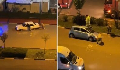 Hatay’da aşırı yağışların etkisiyle, göle dönen yollarda araçlar mahsur kaldı