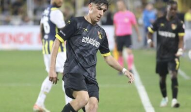 Henüz ömrünün baharındaydı! 20 yaşındaki futbolcudan acı haber