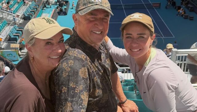 Her gören aynı yorumu yaptı! Fatih Terim ailesiyle birlikte Miami Açık tenis turnuvasında