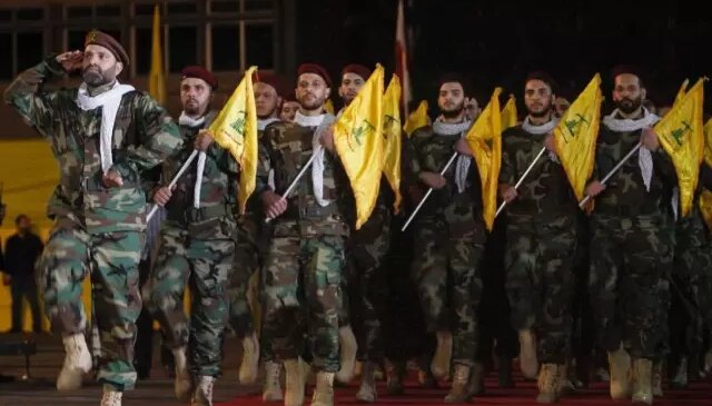 Savaşa bugün dahil olan Hizbullah’tan askeri faaliyetlerini yasaklayan hükümete yanıt geldi