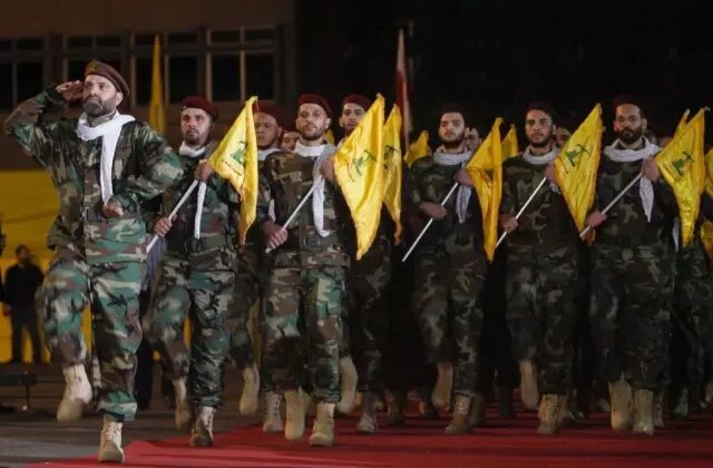 Savaşa bugün dahil olan Hizbullah’tan askeri faaliyetlerini yasaklayan hükümete yanıt geldi