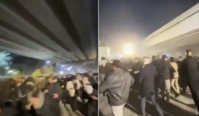 Irak’ta ABD Büyükelçiliği’ne yürüyen protestoculara ateş açıldı