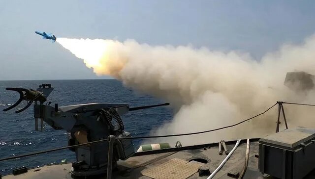 İran, 20 Pakistan gemisinin Hürmüz Boğazı’ndan geçişine izin verdi