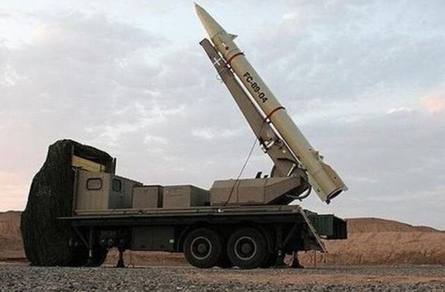 İran’dan ABD’nin Orta Doğu’daki en büyük üssüne füze saldırısı