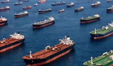 İran: Hürmüz Boğazı’nda uyarıları dikkate almayan 10 petrol tankerini vurduk