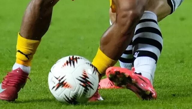 İran’ın ABD ve İsrail saldırılarına misillemeleri nedeniyle Katar’da futbol müsabakaları ertelendi