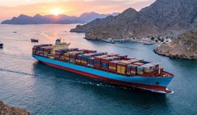 İran’ın Hürmüz kararı dünyayı ateşe attı: Petrol fiyatları 215 doları aşabilir