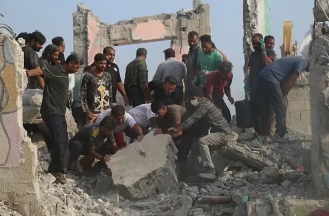 İran Kızılayı: ABD ve İsrail saldırılarında 6 binden fazla sivil bina zarar gördü