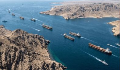 İran: İsrail ve ABD büyükelçilerini sınır dışı eden ülkeler Hürmüz Boğazı’ndan geçebilir