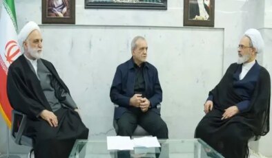 İran Yargı Erki Başkanı Ejei, Pezeşkiyan’ın özür dilediği ülkeleri hedef gösterdi