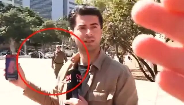 İsrail, iki Türk gazeteciyi gözaltına aldı