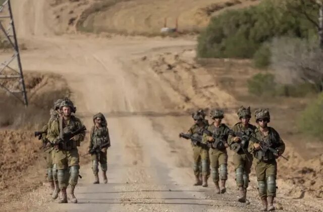 İsrail Lübnan’da BM Barış Gücü askerlerini hedef aldı