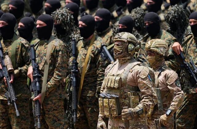 İsrail ve ABD’ye karşı zafer vaadi verip savaş ilan ettiler