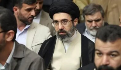 İşte İran’da yeni liderin duyurulduğu anlar