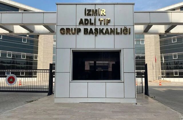 İzmir’de kayalıkların arasında bebek cesedi bulundu