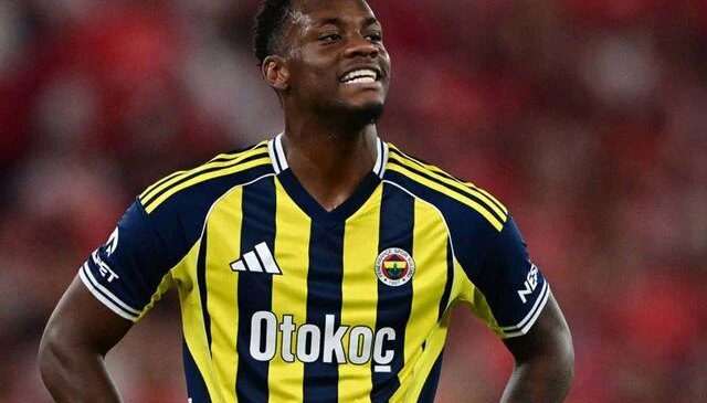 Jhon Duran koca ülkeyi karıştırdı