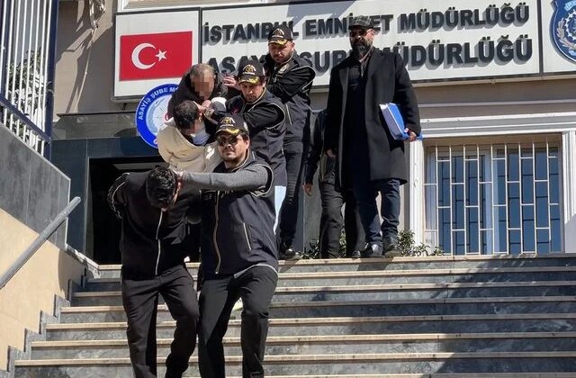 Kadıköy’de film gibi soygun: Ev sahibi ve bakıcısını bağlayıp 1 milyonluk vurgun yaptılar