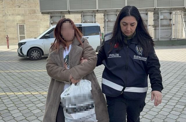 Eski sevgilisini komşusunda görünce rezidansı kana buladı