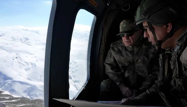 Kara Kuvvetleri Komutanı Tokel, İran sınırında