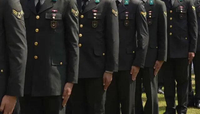 Kara Kuvvetleri’ne FETÖ operasyonu! Çok sayıda asker gözaltına alındı