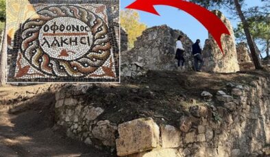 Kazı ekibi şaştı kaldı! 1500 yıllık mozaikteki mesaj herkesi hayrete düşürdü