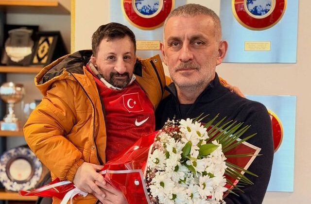 Köksal Baba’dan A Milli Takım’a sürpriz! Sosyal medyayı salladı