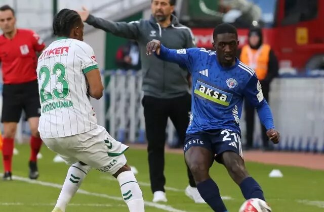 Konya’da bol aksiyonlu maçta kazanan yok