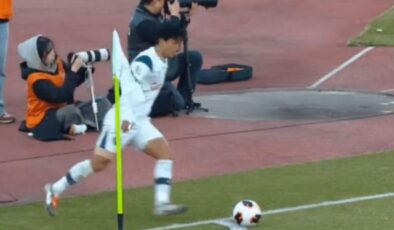 Korner atacağı sırada kurşun yemiş gibi oldu