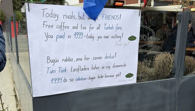 Kosova’da Türk halkını mest eden hareket