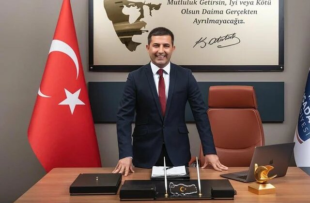 Kuşadası Belediye Başkanı Ömer Günel gözaltına alındı