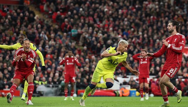 Liverpool, Galatasaray maçı öncesi son dakikada yıkıldı