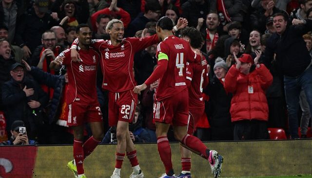 Liverpool’un maçı trafik kazası nedeniyle geç başlayacak