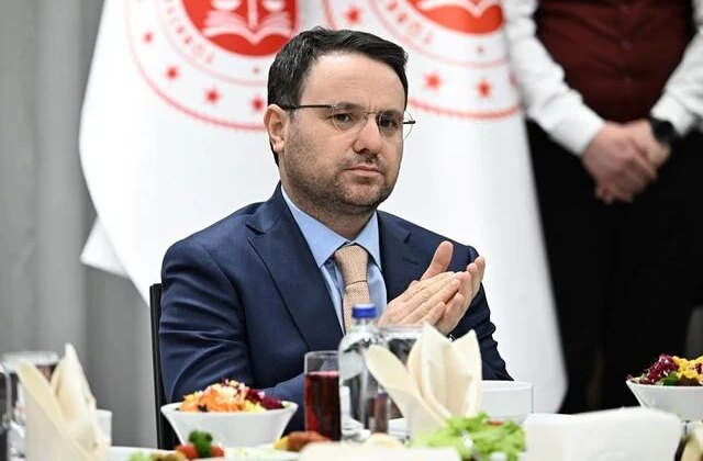 Özgür Özel’in “Lüksemburg” iddiasını çürüten detay: Akın Gürlek o ülkeye hiç gitmemiş