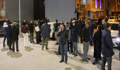 Mekke uçağını bekleyen umreciler şoka uğradı, soluğu karakolda aldılar